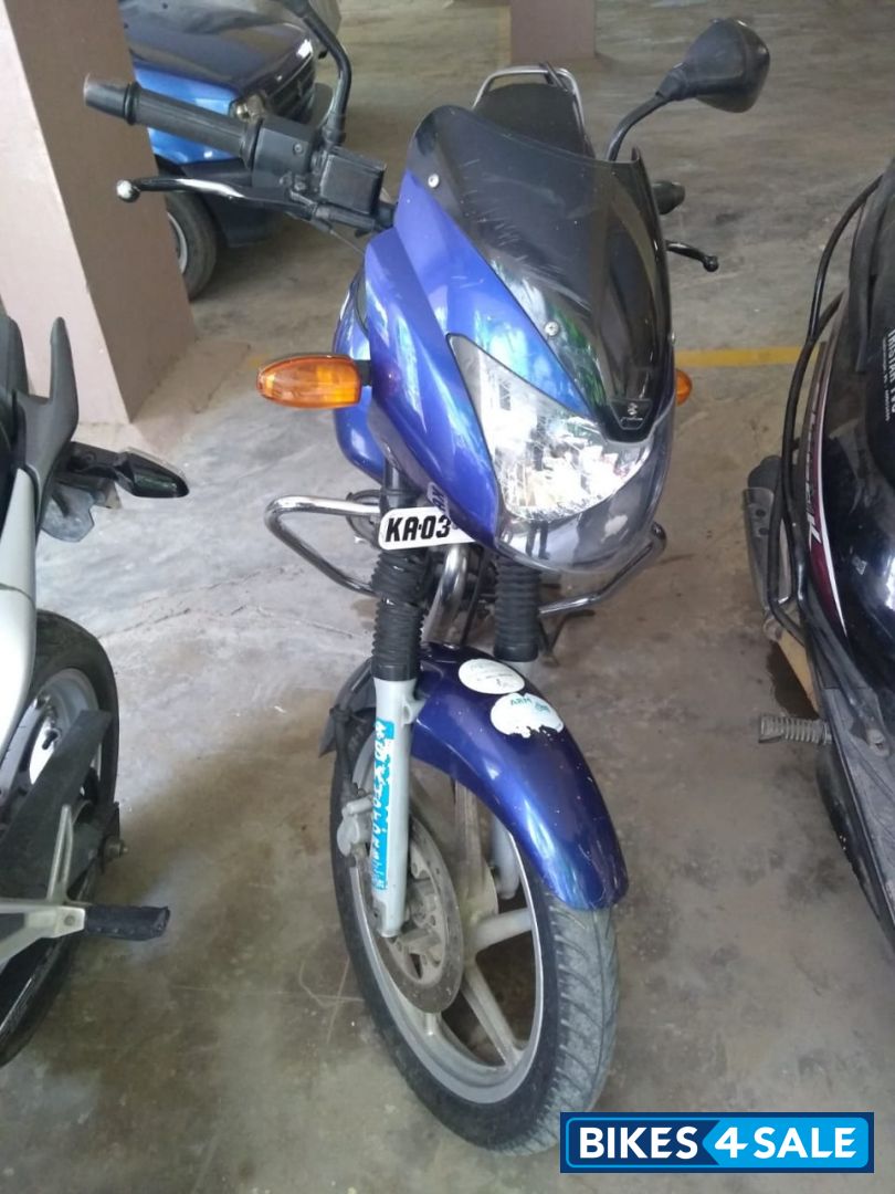 Blue Bajaj Pulsar 150 DTSi