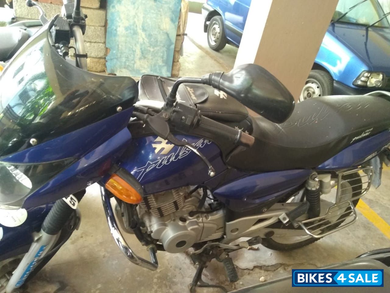 Blue Bajaj Pulsar 150 DTSi