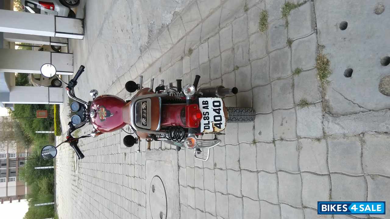 Mehroon Royal Enfield Thunderbird 350