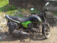 Black And Green Yamaha Saluto 125