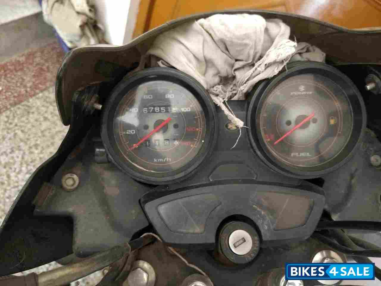 Red Bajaj Discover 100