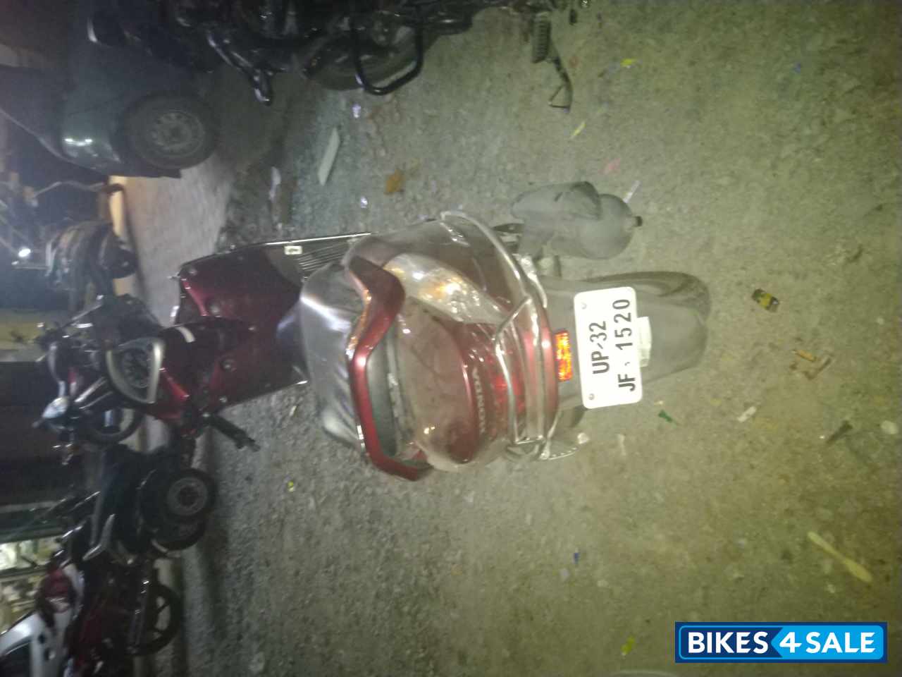 Maroon Honda Aviator