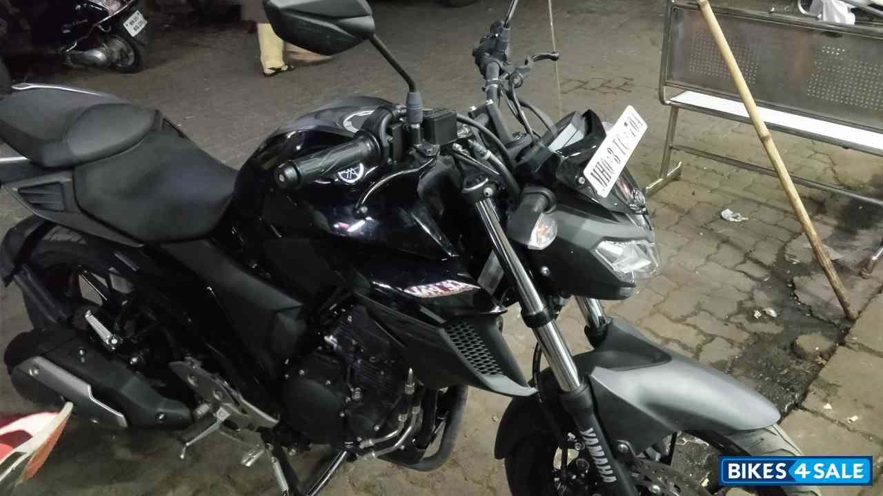 Yamaha FZ25