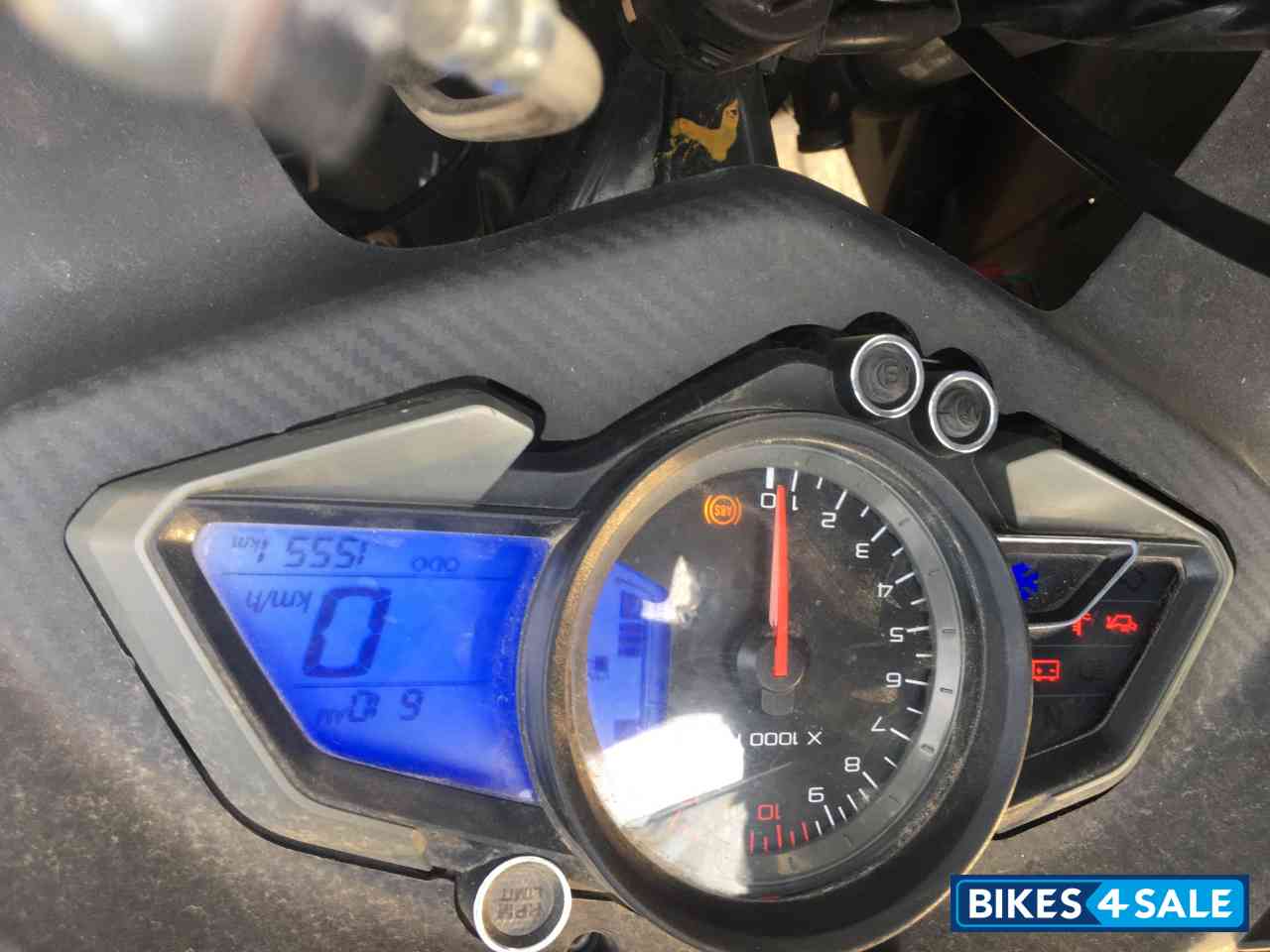 Bajaj Pulsar RS 200 ABS