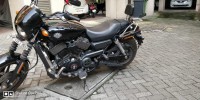 Black Harley Davidson Street 750