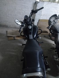 Matt Black Bajaj Avenger Street 220
