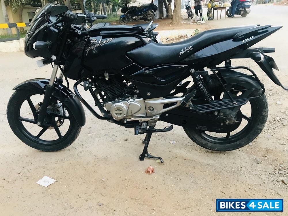 Black Bajaj Pulsar 150 DTSi Black Bajaj Pulsar 150 DTSi
