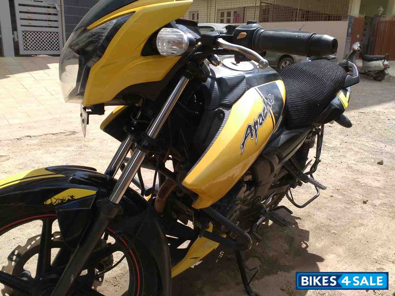 TVS Apache RTR 160 TVS Apache RTR 160