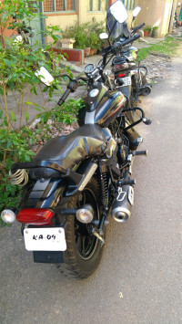 Black Bajaj Avenger Street 220