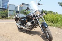 Black Demon Bajaj Avenger Cruise 220
