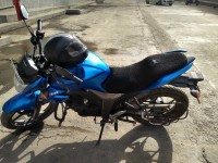 Blue Suzuki Gixxer 150