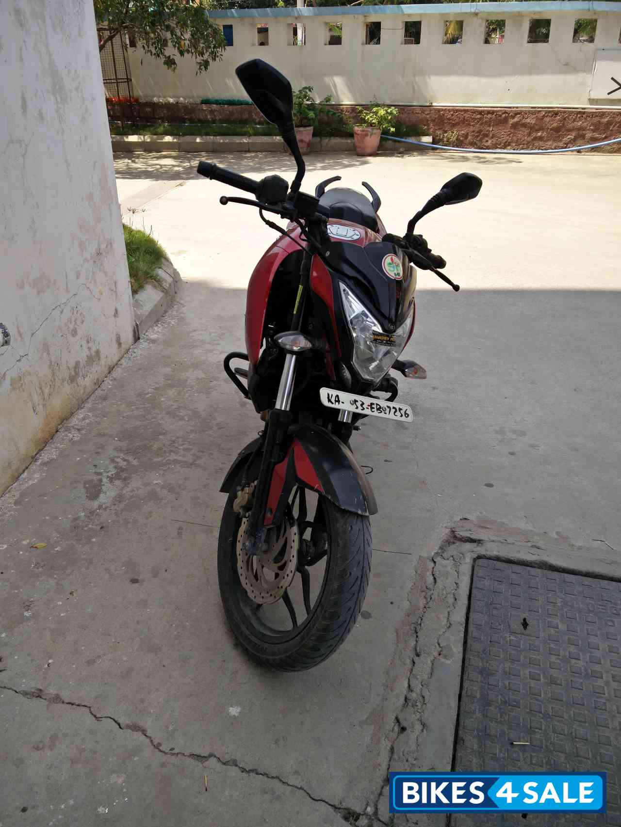 Bajaj Pulsar 200 NS