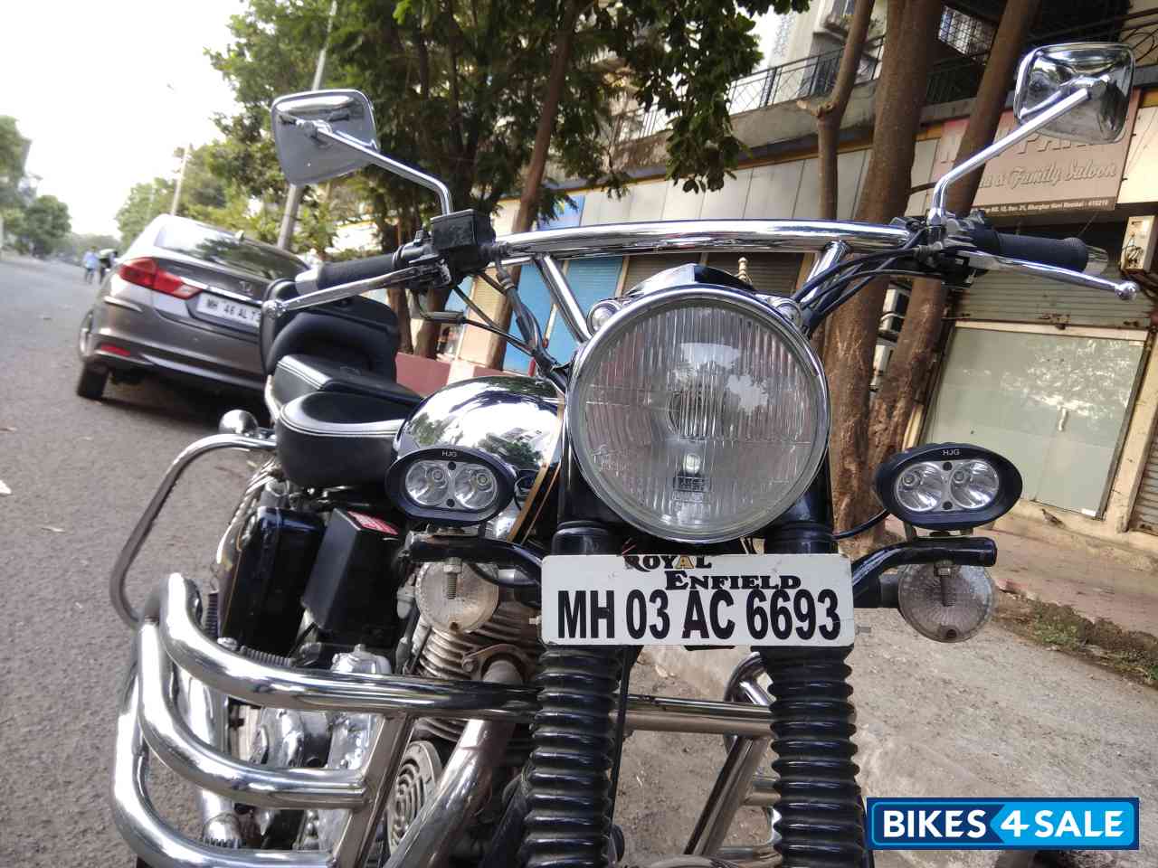 Royal Enfield Bullet Machismo A350