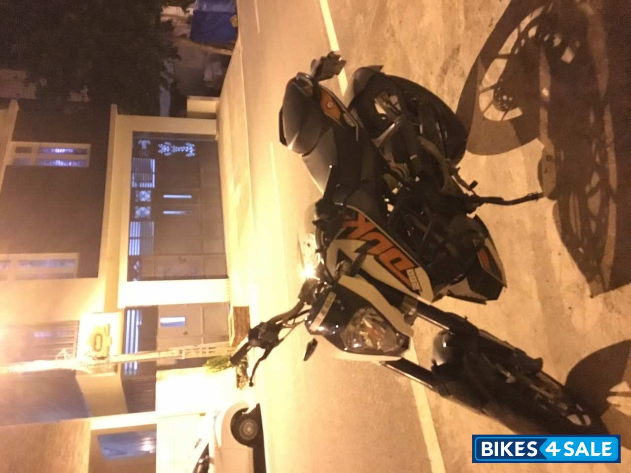 White KTM Duke 200