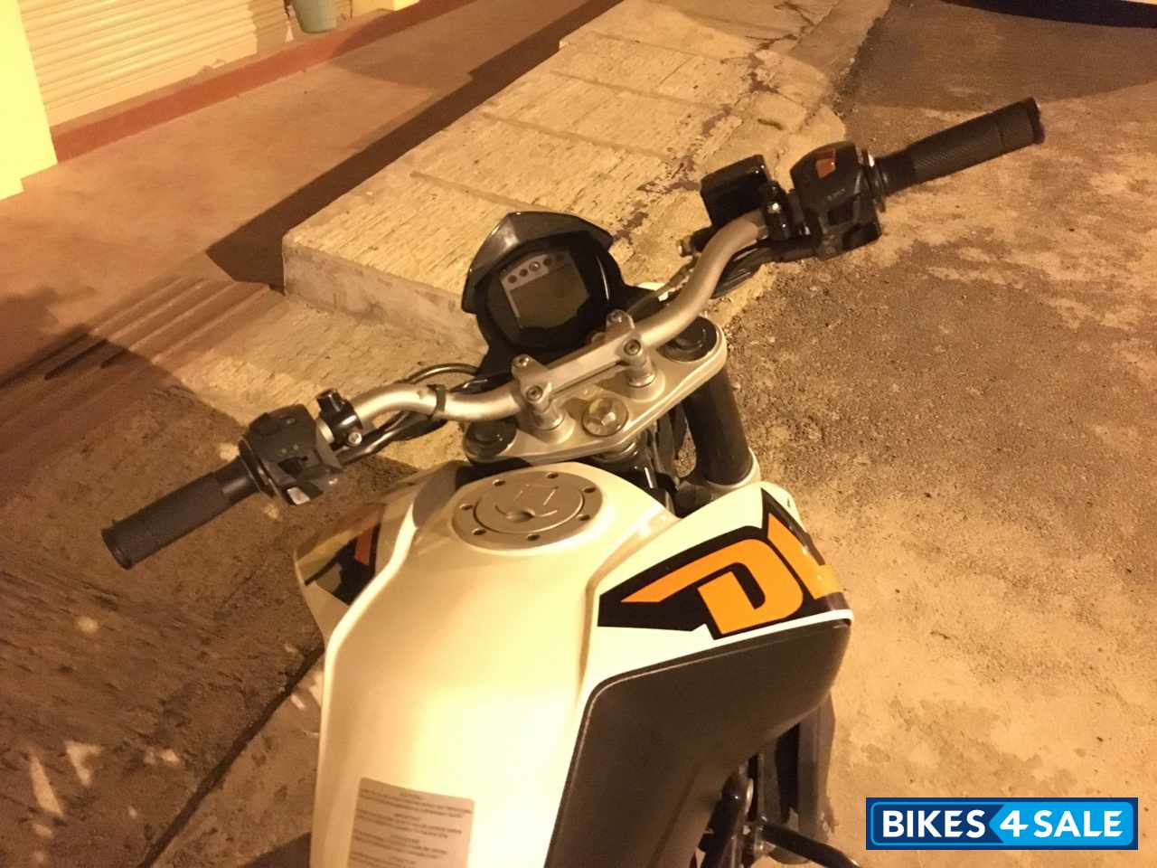 White KTM Duke 200