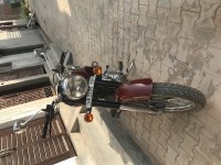 Royal Enfield Classic 350 2017 Model