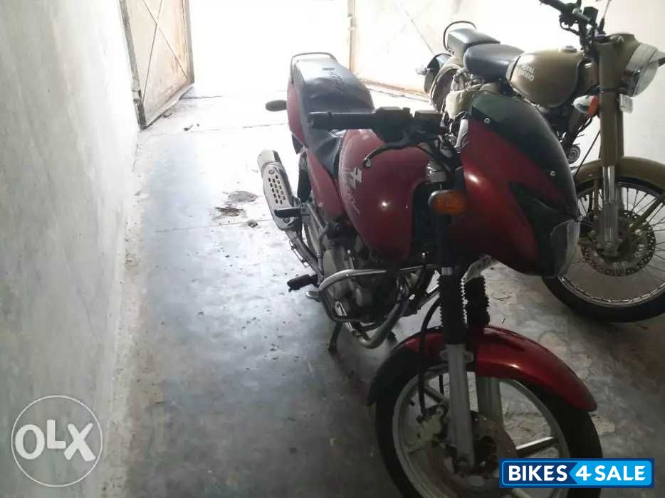 Red Bajaj Pulsar 150 DTSi