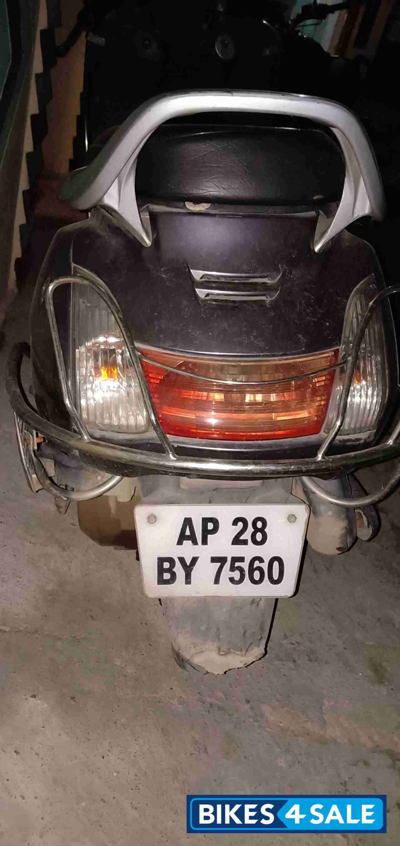 Metallic Ash Honda Activa