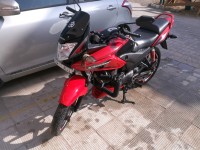 Red Honda CBF Stunner