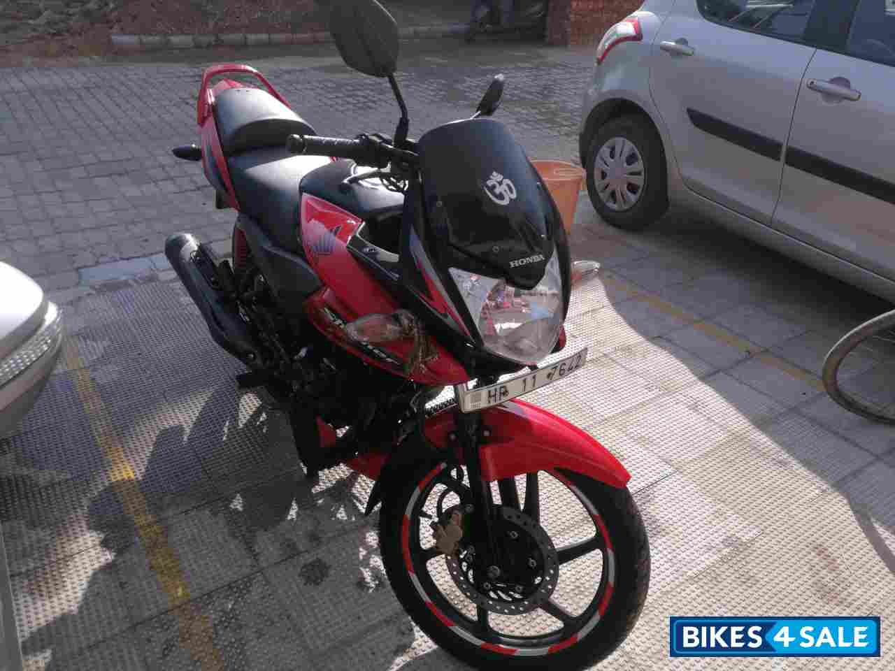 Red Honda CBF Stunner Red Honda CBF Stunner
