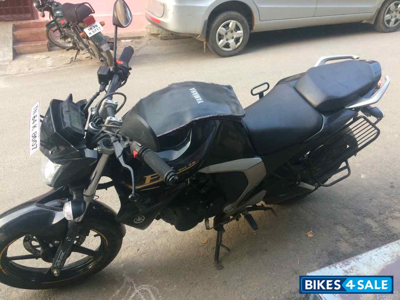 Black Yamaha FZ-S FI V2