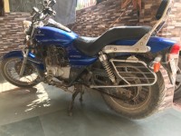 Bajaj Avenger 220 DTS-i