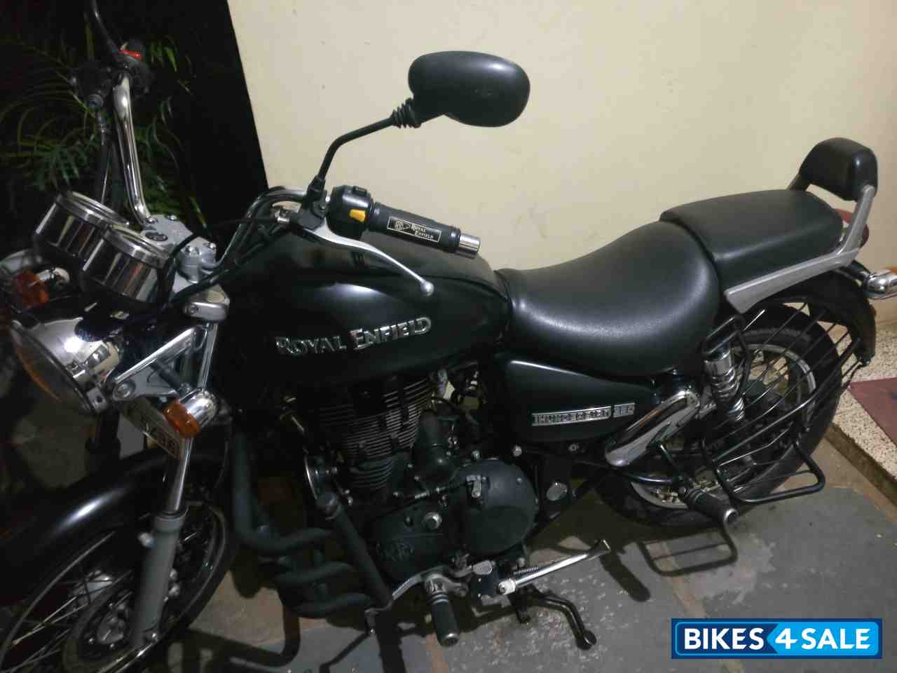 Stone Black Royal Enfield Thunderbird 350