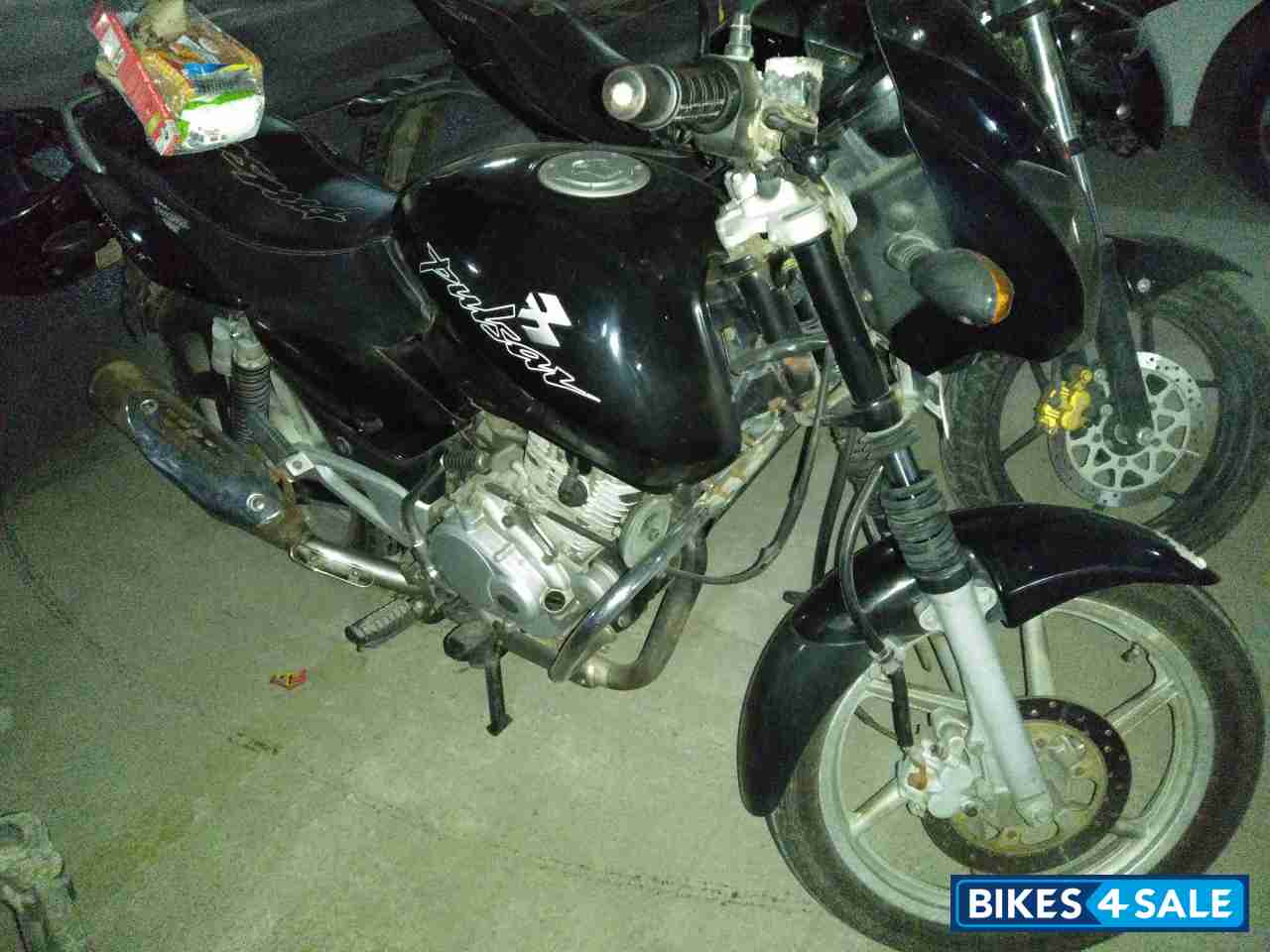 Black Bajaj Pulsar 150 DTSi