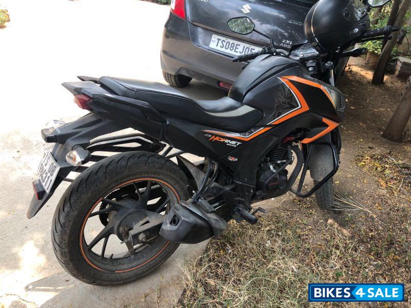 Honda CB Hornet 160R