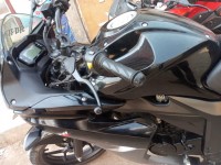 Black Suzuki Gixxer SF