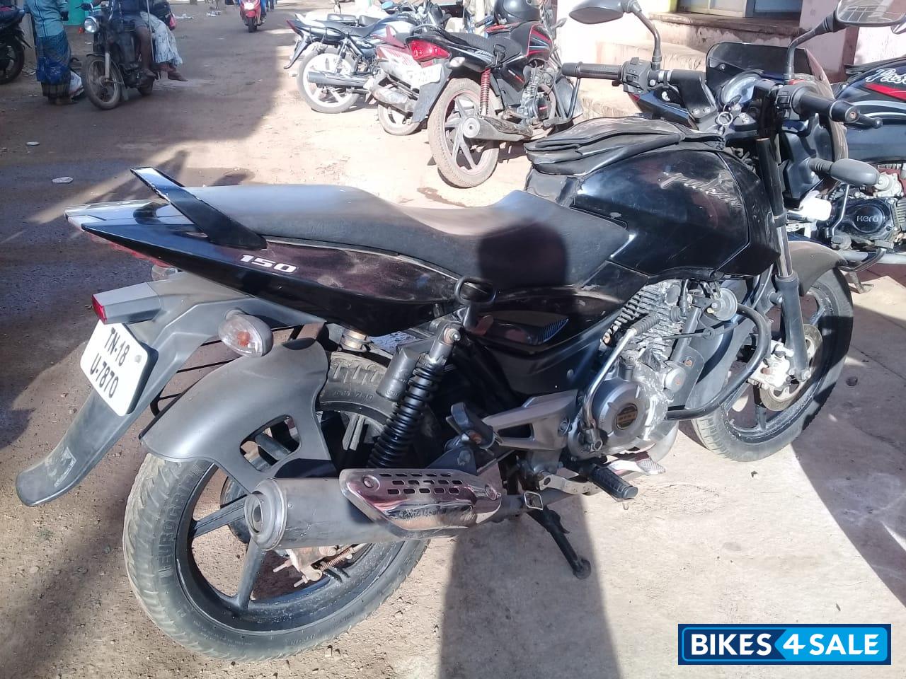 Black Bajaj Pulsar 150 DTSi Black Bajaj Pulsar 150 DTSi