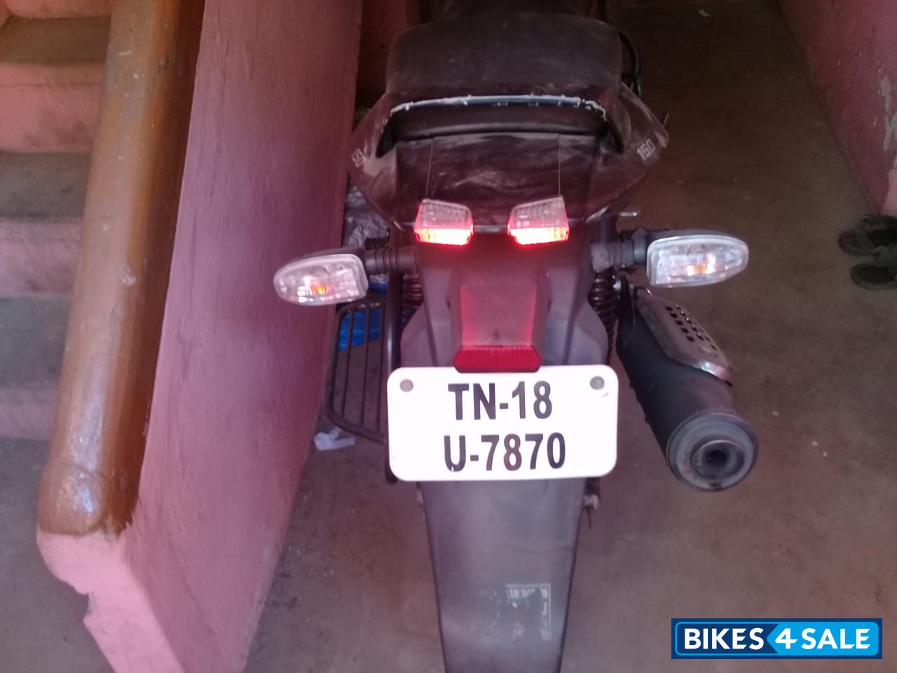 Black Bajaj Pulsar 150 DTSi Black Bajaj Pulsar 150 DTSi