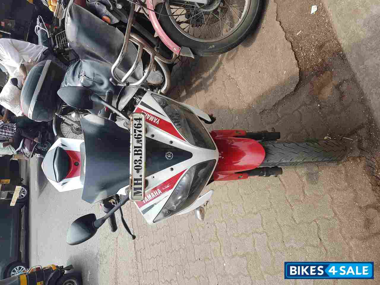 Yamaha YZF R15 V2 Yamaha YZF R15 V2