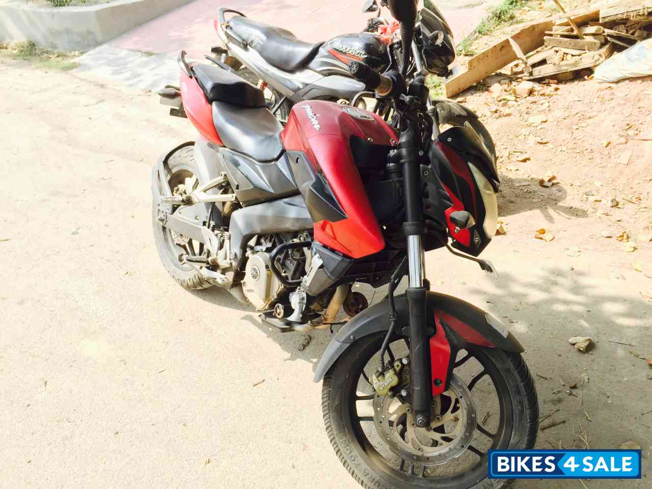 Bajaj Pulsar 200 NS