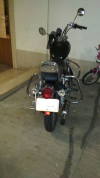 Black Royal Enfield Thunderbird 350