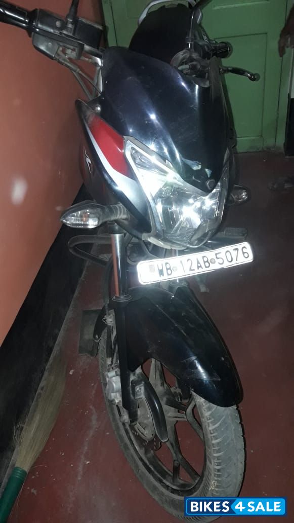 Black & Red Bajaj Discover 125 ST