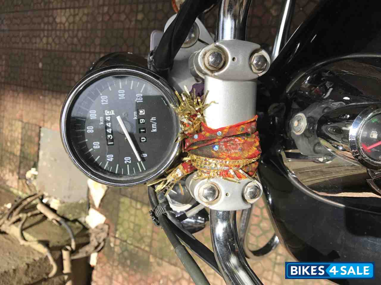 Bajaj Avenger 220 DTS-i Bajaj Avenger 220 DTS-i