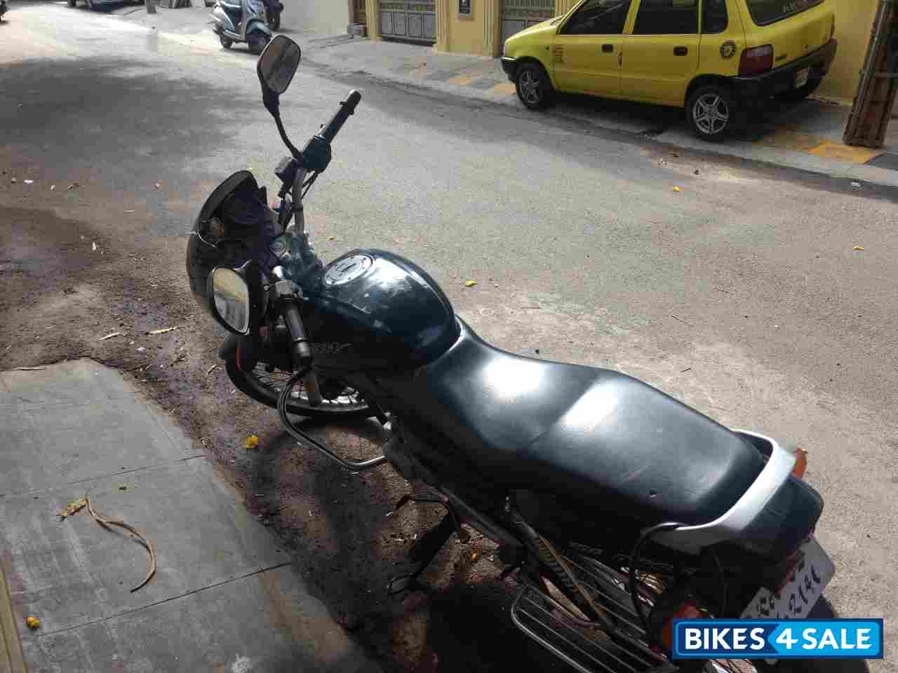 Black Bajaj Pulsar 150 DTSi