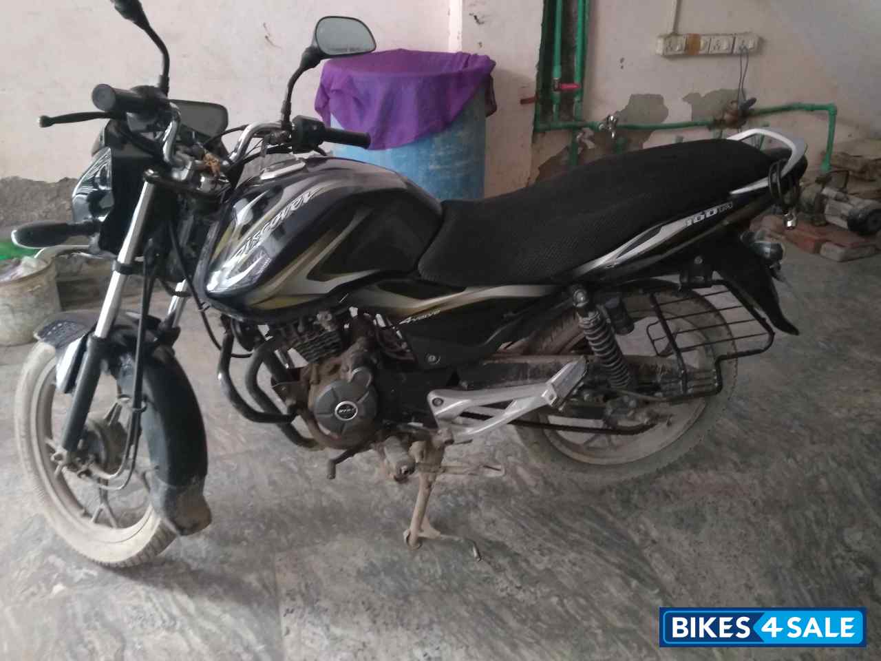 Bajaj Discover 100M