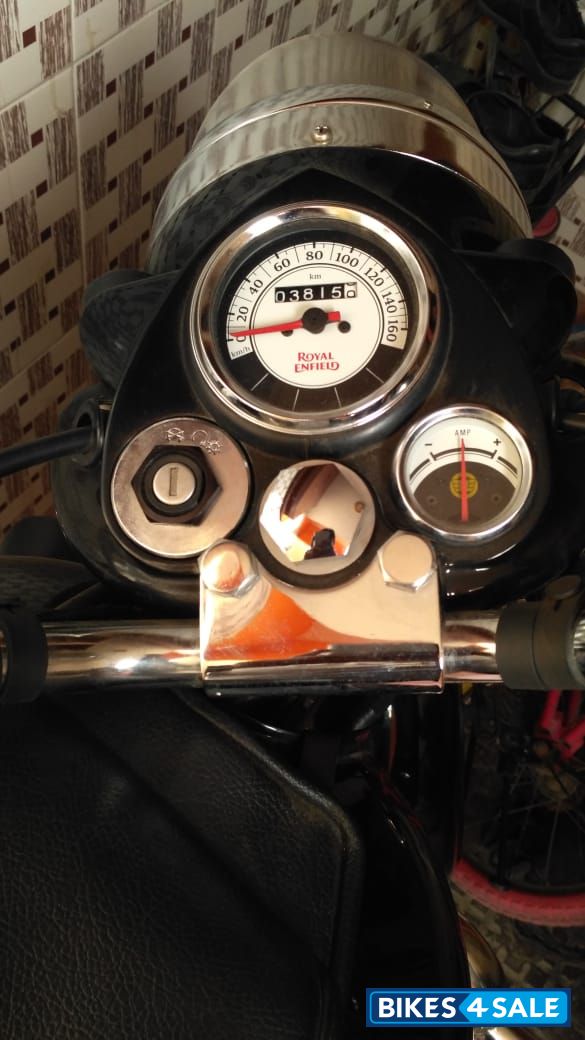 Black Royal Enfield Classic 350