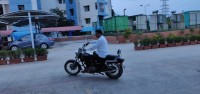 Black Bajaj Avenger 180 DTS-i