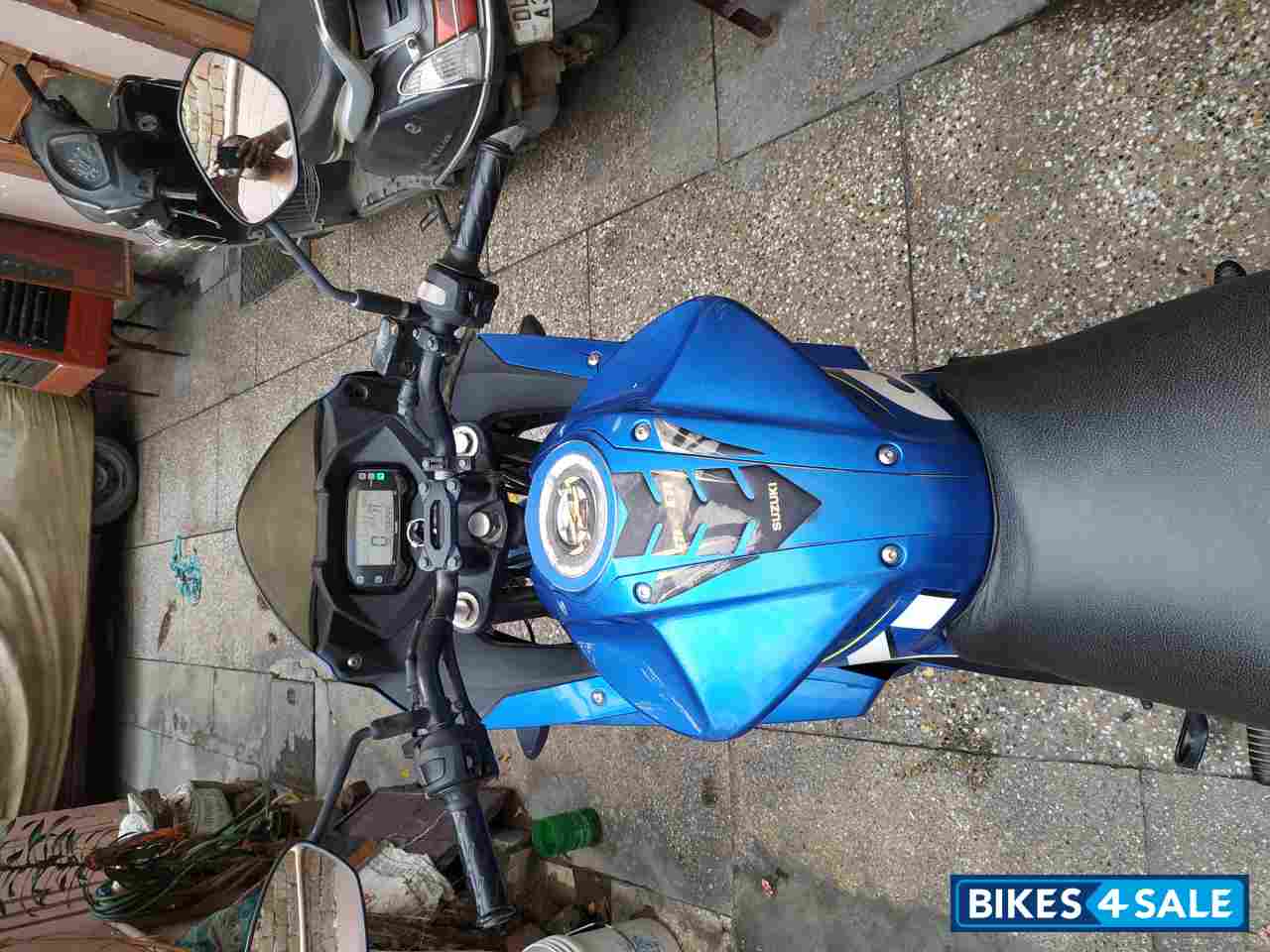 Suzuki Gixxer SF
