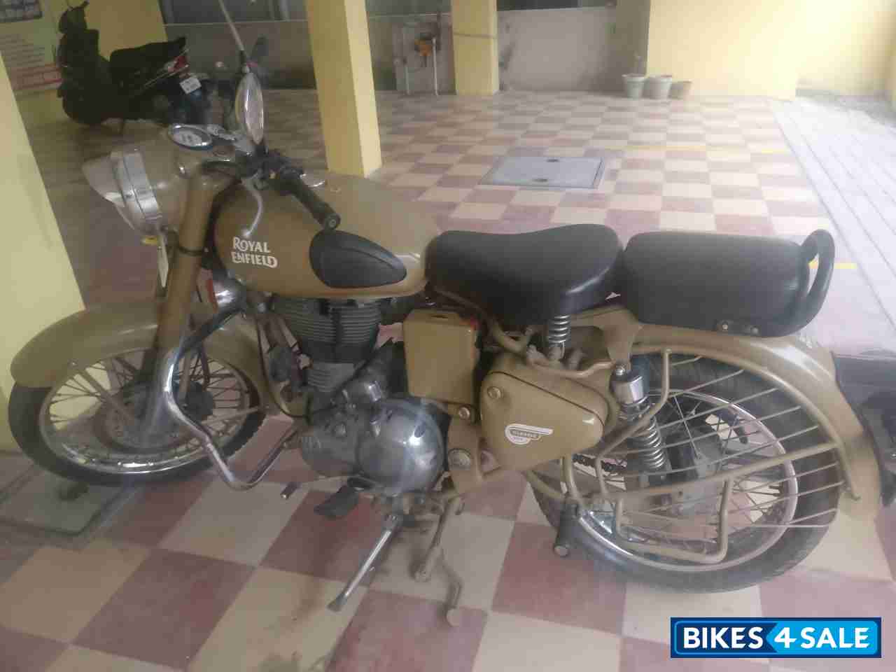 Royal Enfield Classic Desert Storm Royal Enfield Classic Desert Storm