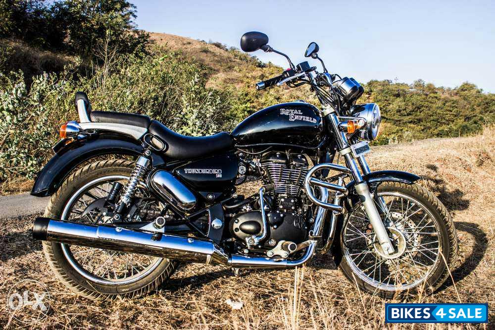 Black Royal Enfield Thunderbird 500