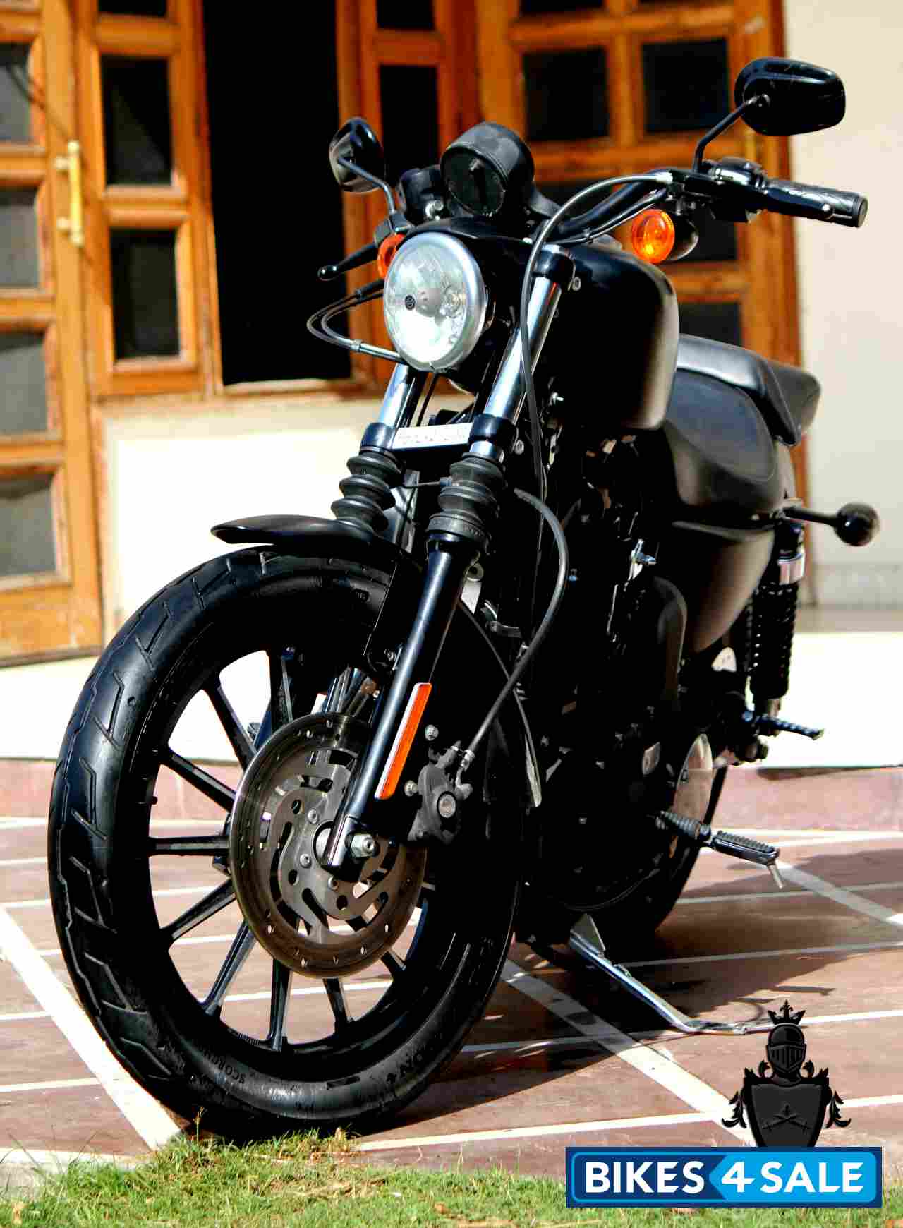 Used 2013 Model Harley Davidson Iron 883 For Sale In Chandigarh Id 191135 Matte Black Colour Bikes4sale