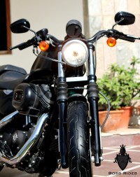 Matte Black Harley Davidson Iron 883