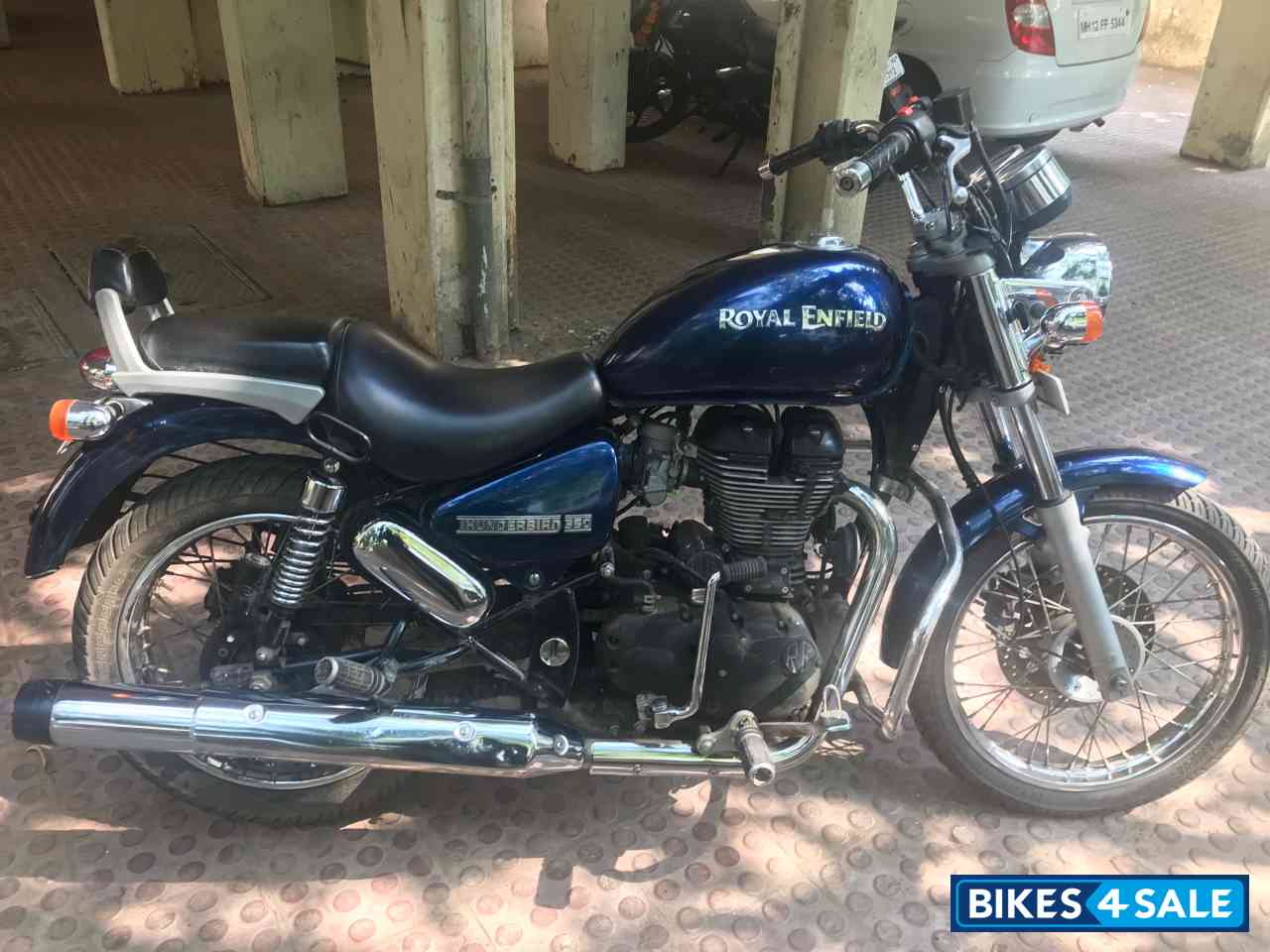 Marine Royal Enfield Thunderbird TwinSpark 350 Marine Royal Enfield Thunderbird TwinSpark 350