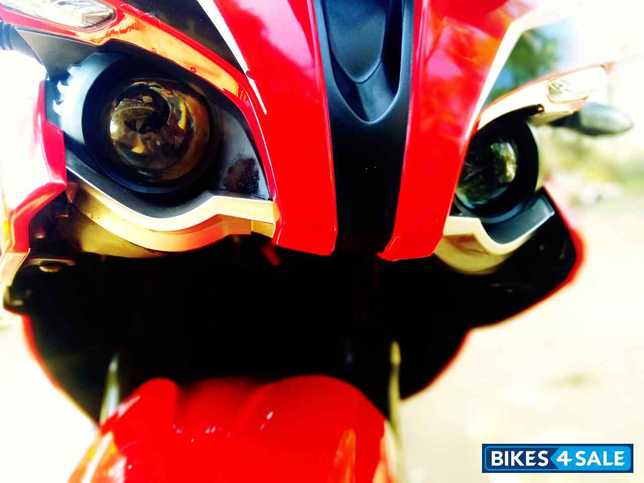 Red Bajaj Pulsar RS 200 ABS