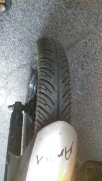 Black And Metallic Gold/yellow Yamaha FZ-S