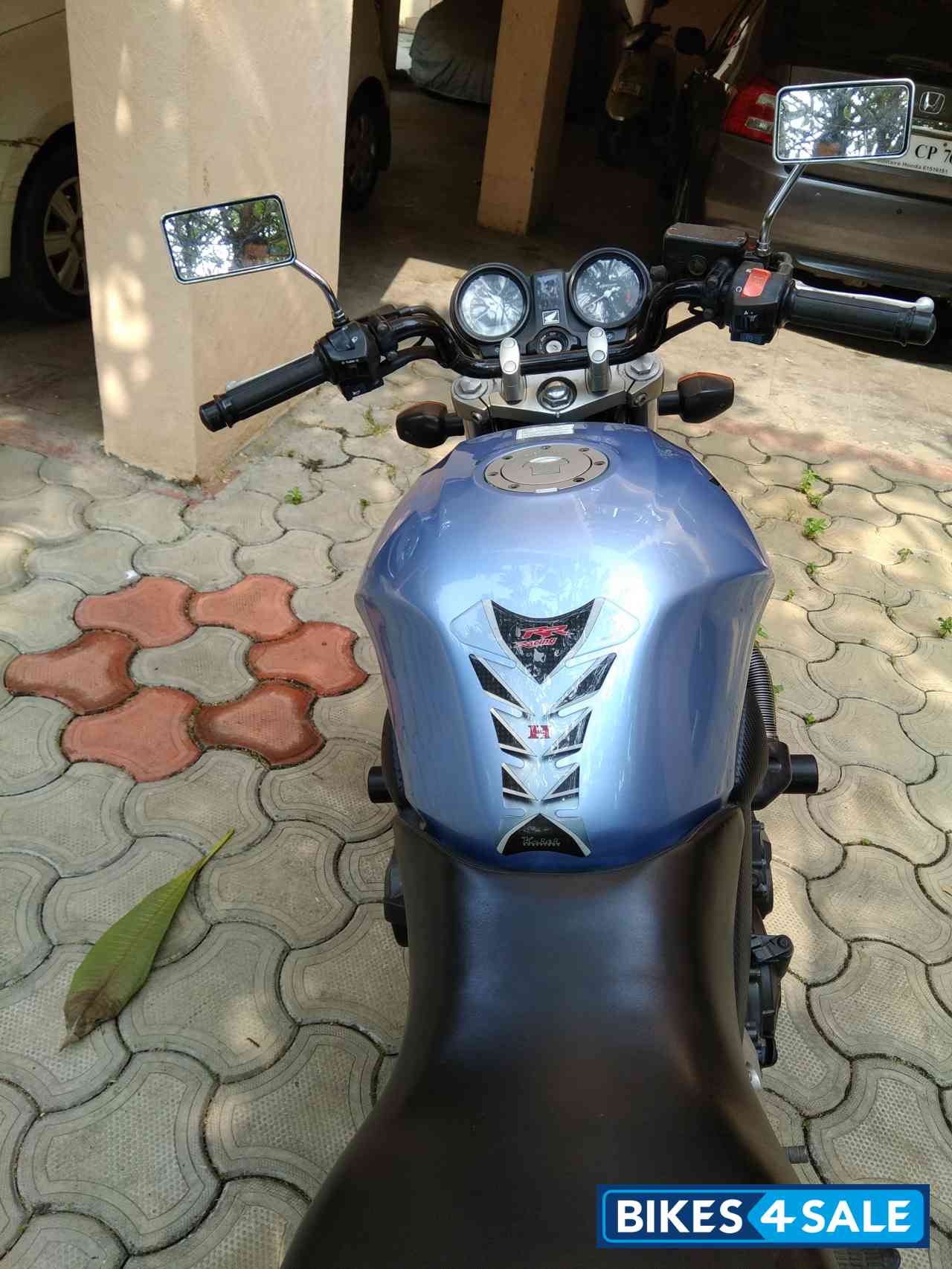 Sky Blue Honda CB600F Sky Blue Honda CB600F